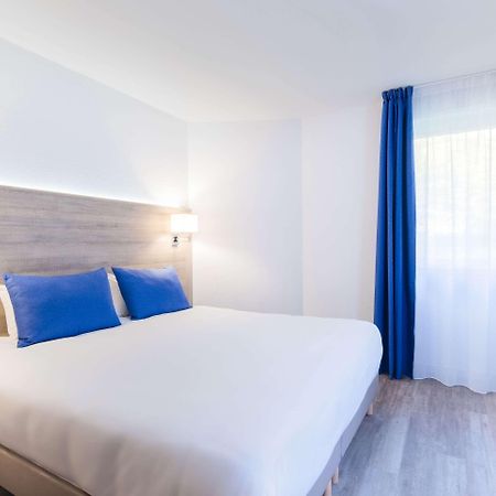 Hotel Le Circuit Le Mans Kültér fotó
