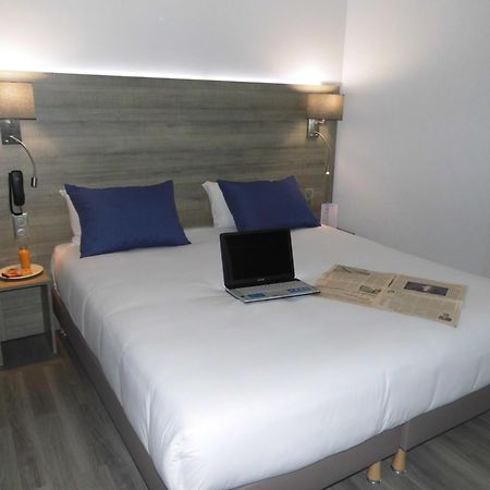 Hotel Le Circuit Le Mans Kültér fotó