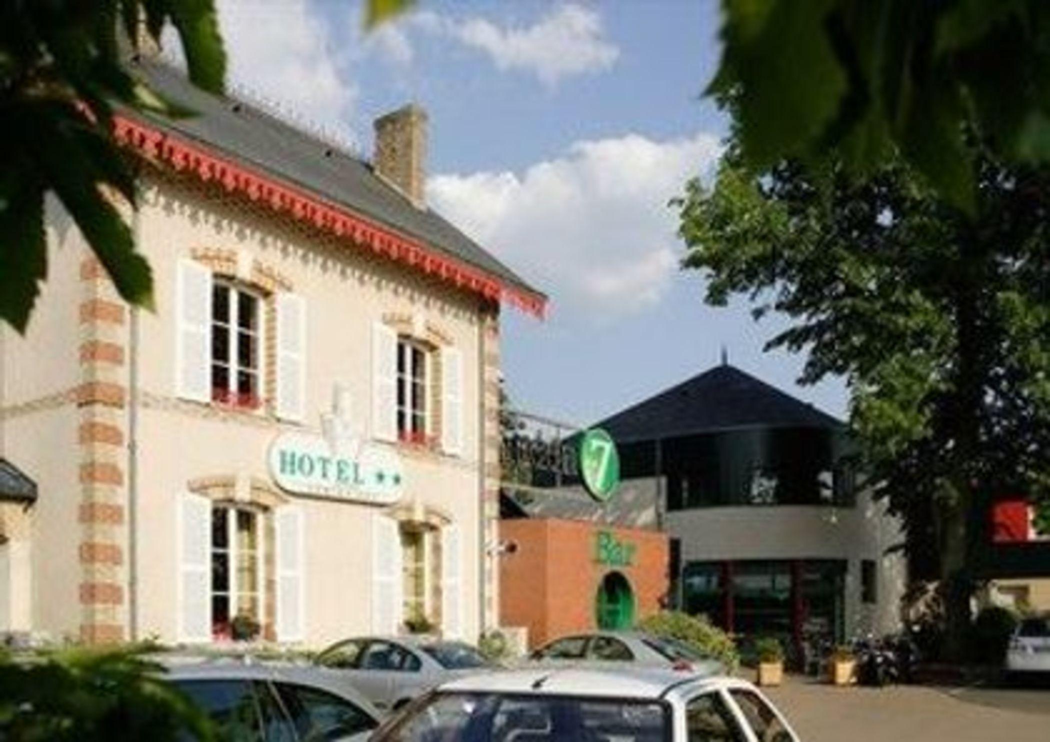 Hotel Le Circuit Le Mans Kültér fotó